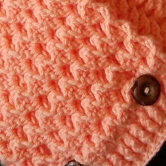 Scarf, Cowl - Picture 2 of 4